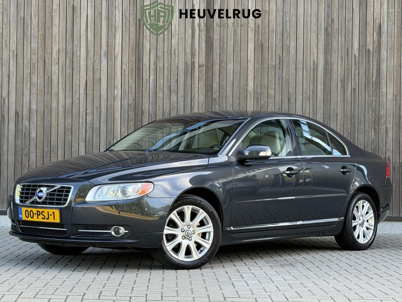Volvo S80 - 2.0 T5 241pk Momentum | BI-Xenon Koplampen| NL-Auto |NAP - AutoWereld.nl