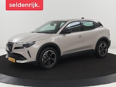 Alfa Romeo Junior - Elettrica 54 kWh | SOH 97, 3% | Adaptive cruise | Carplay | Full LED | Parkeerhulp | Clima