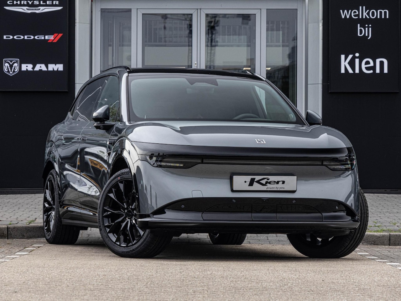 ZEEKR 7X - Core 75 kWh 480 km actieradius | 480KW snelladen | 10-80% in 13 min | Pano-dak | 20" | - AutoWereld.nl