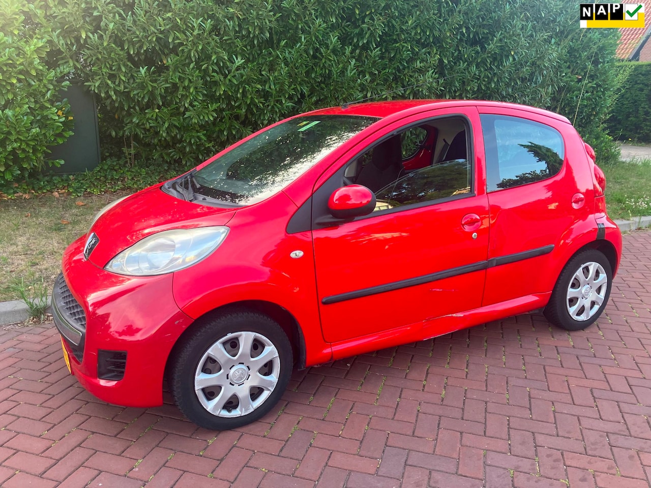 Peugeot 107 - 1.0-12V XS 5 deurs nl auto rijd goed apk tot 11-2026 bj 2009 - AutoWereld.nl