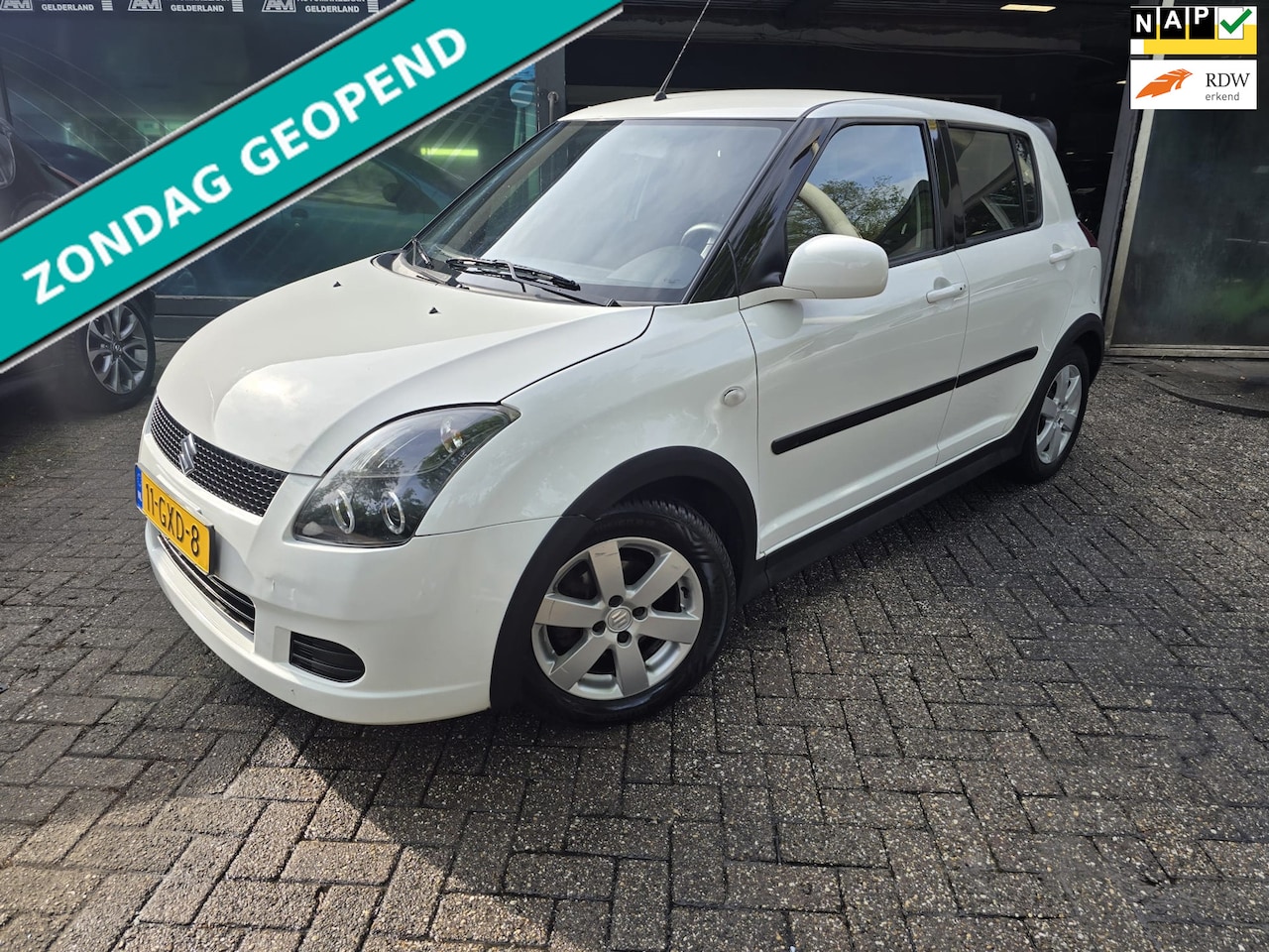 Suzuki Swift - 1.5 Exclusive | NIEUWE APK | NW KOPPELING | AIRCO | LMV | - AutoWereld.nl