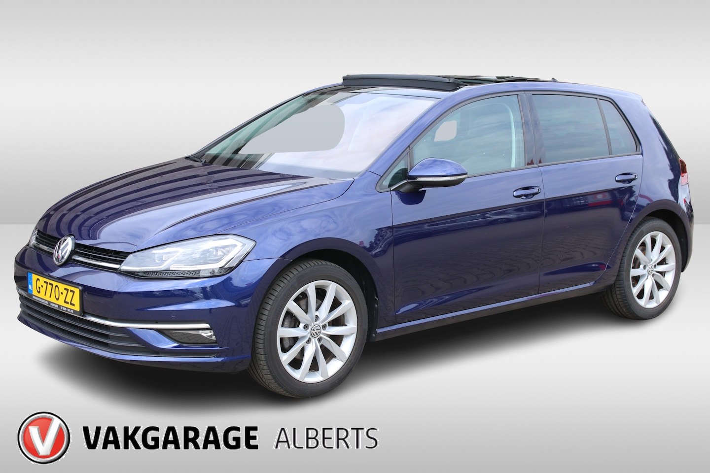 Volkswagen Golf - 1.5 TSI Highline / Panoramadak / Cruise / Climate / Apple carplay - AutoWereld.nl