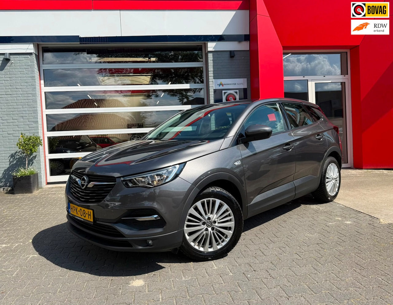 Opel Grandland X - 1.2 Turbo Business Edition - AutoWereld.nl