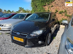 Ford Focus Wagon - 1.0 EcoBoost Titanium (KOPPAKING DEFECT)