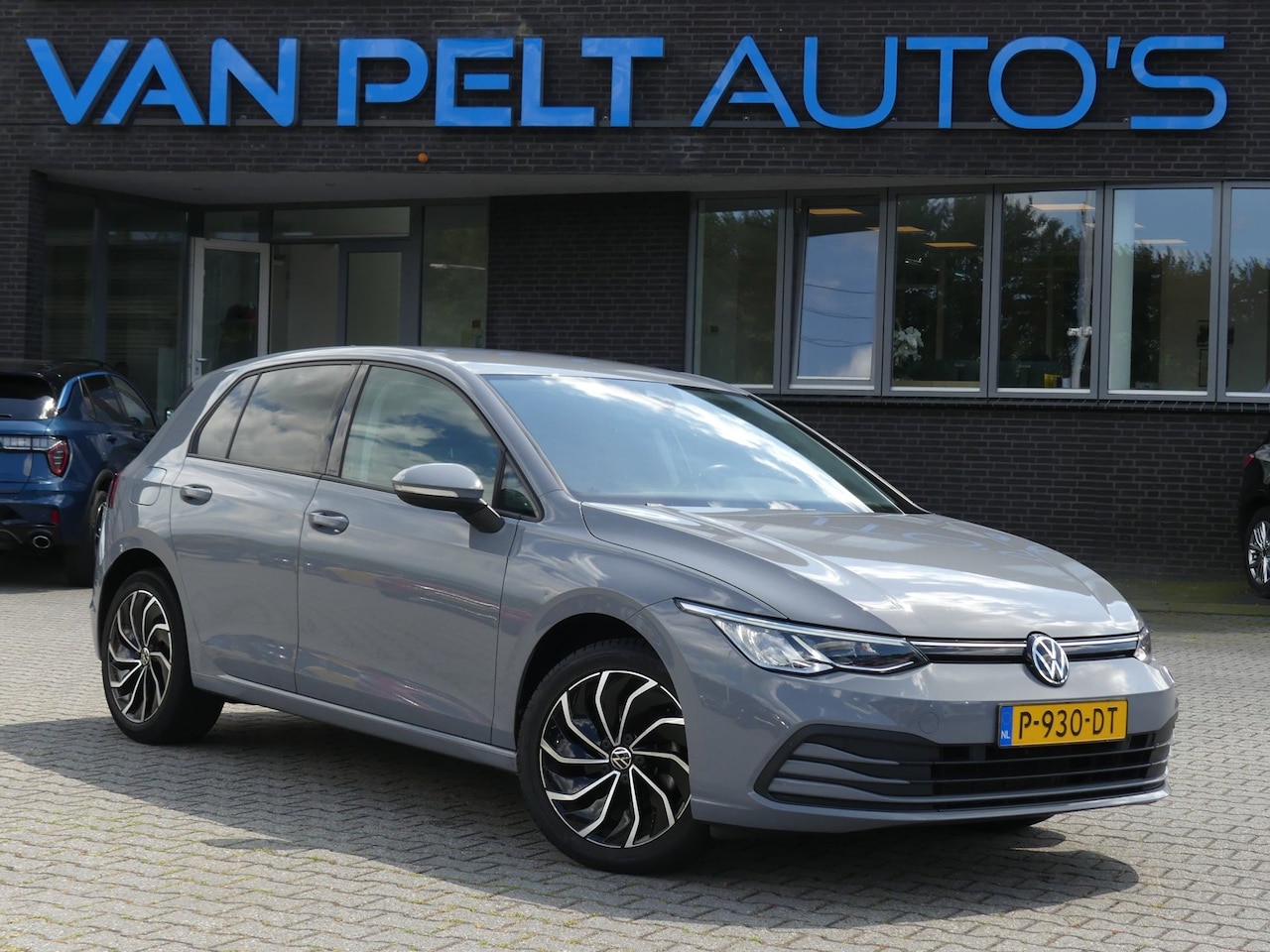 Volkswagen Golf - 1.0 TSI Life / Carplay / Camera - AutoWereld.nl