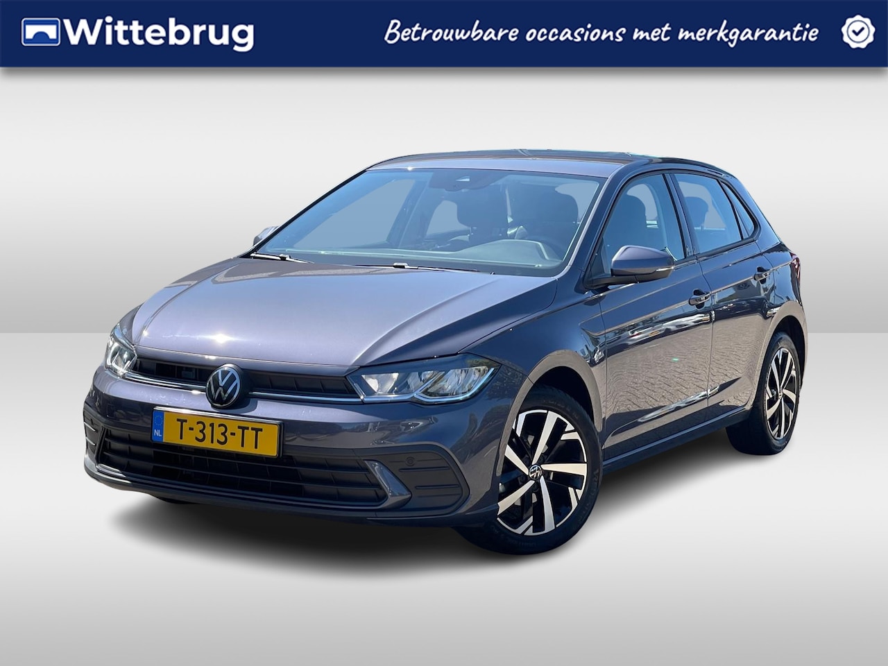 Volkswagen Polo - 1.0 TSI Life / App Connect / Parkeersensoren V + A / 16'' LMV / VW - AutoWereld.nl
