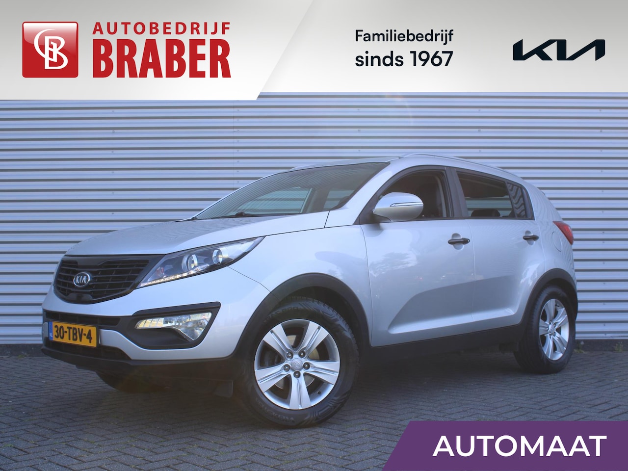 Kia Sportage - 2.0 X-ecutive Plus Pack | Trekhaak | 17" LM | Parkeersensor achter | Half leer/stof | Navi - AutoWereld.nl