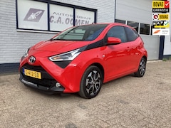 Toyota Aygo - 1.0 VVT-i AUTOMAAT x-joy Airco Ecc Lm Velgen Achteruitrijcamera Groot scherm