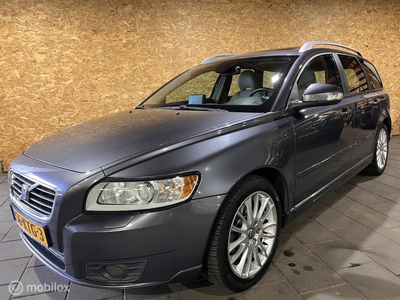Volvo V50 - 2.4i Edition II - AutoWereld.nl