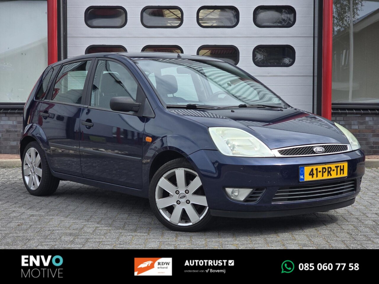 Ford Fiesta - 1.3 Ambiente Airco/Lichtmetaal/Goed onderhouden - AutoWereld.nl