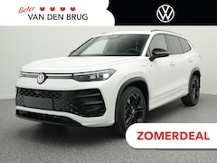 Volkswagen Tayron - R-Line Edition 1.5 eHybrid 204 PK | Trekhaak | 360 Camera | Panorama | Head Up | Black Sty