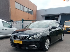 Peugeot 308 SW - 1.2 PureTech Blue Lease Premium