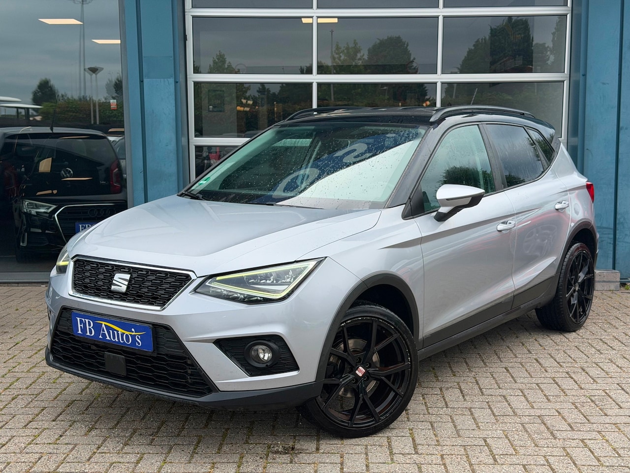 SEAT Arona - 1.0 TSI Xcellence Business Intense Airco Lmv Cruise Carplay - AutoWereld.nl