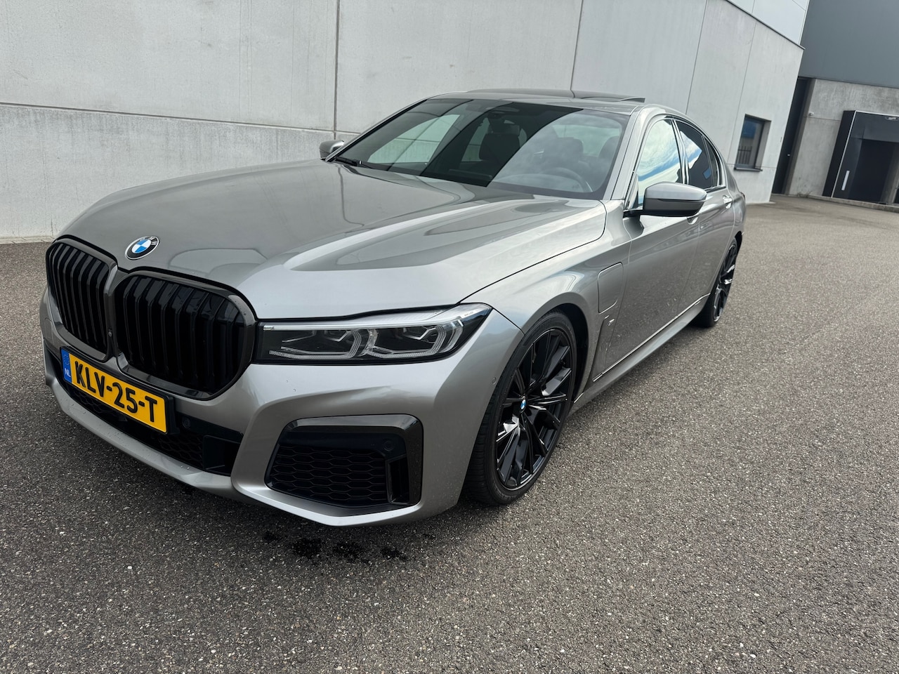BMW 7-serie - 745e High Executive M-Pakket - AutoWereld.nl
