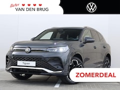 Volkswagen Tiguan - R-Line Edition 1.5 eHybrid / 272 PK | Trekhaak | 360 Camera | Panorama | Head Up | Black S