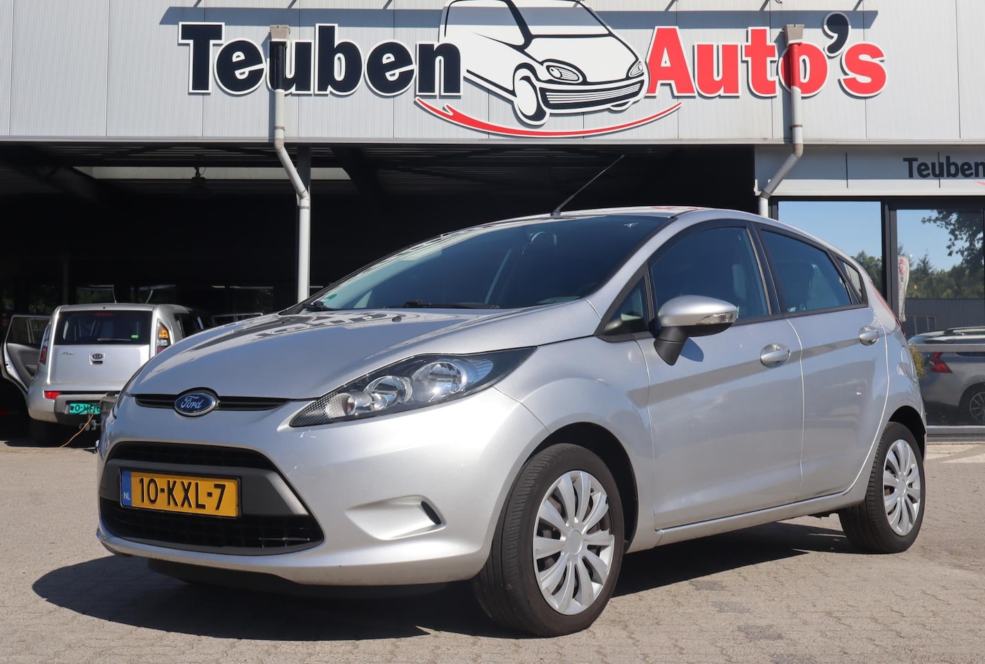 Ford Fiesta - 1.25 Limited | Cool-sound-pakket | Airco | Elektrische ramen - AutoWereld.nl
