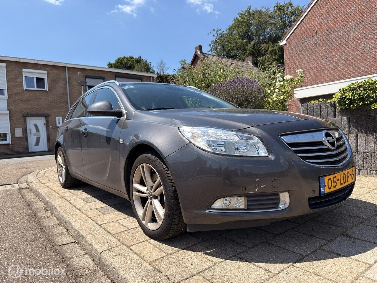 Opel Insignia Sports Tourer - 1.6 T Sport 1.6 T Sport - AutoWereld.nl