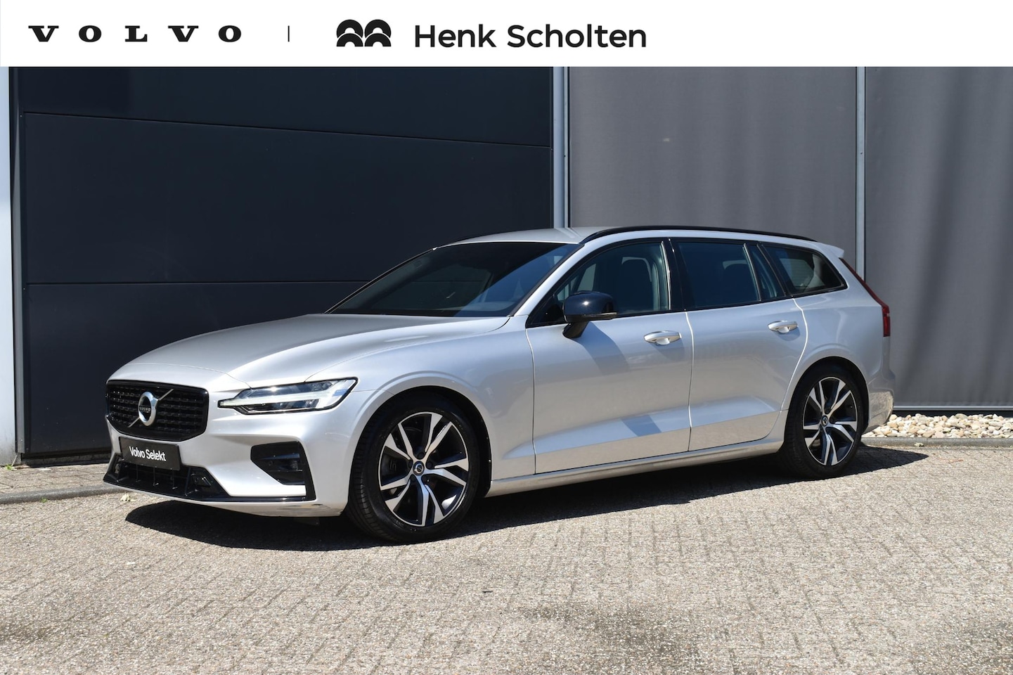 Volvo V60 - B4 R-Design | Harman Kardon Premium Sound | Adaptieve Cruise Control | BLIS | Parkeercamer - AutoWereld.nl