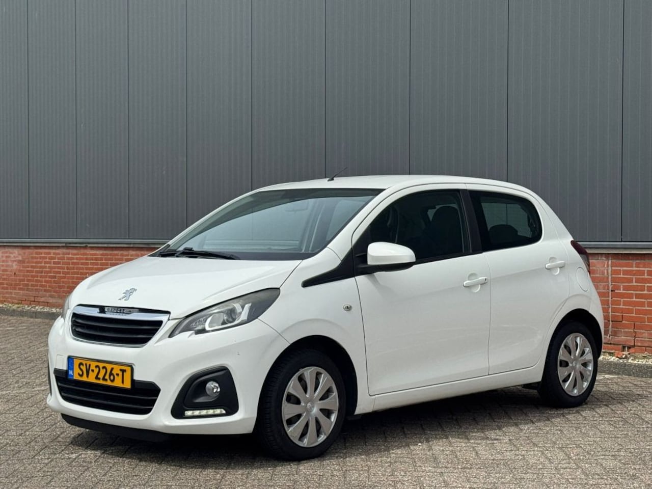 Peugeot 108 - 1.0 e-VTi Active TOP! 1.0 e-VTi Active TOP! - AutoWereld.nl