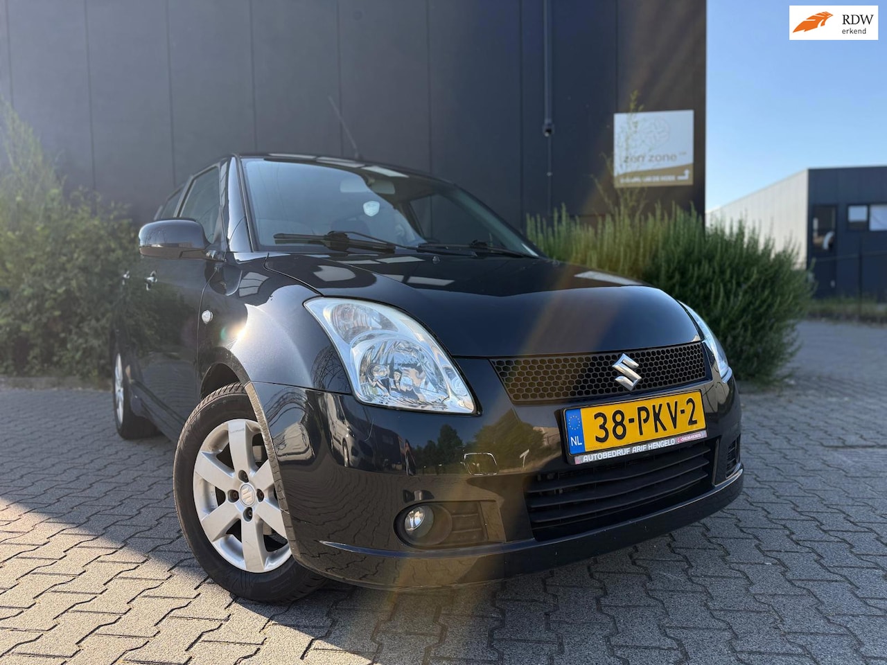 Suzuki Swift - 1.3 Base 1.3 Base - AutoWereld.nl