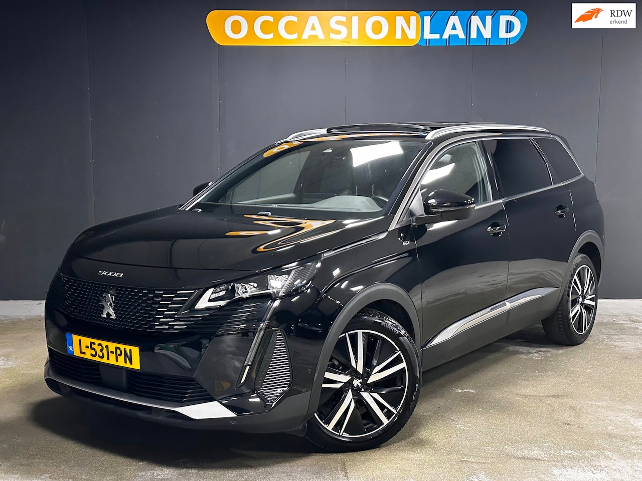 Peugeot 5008 - 1.6 PureTech Blue Lease GT|PANO|FOCAL|LED|SFEER|KEYLESS|MEMORY|MASSAGE|STOELV|ACC|DODEHOEK - AutoWereld.nl