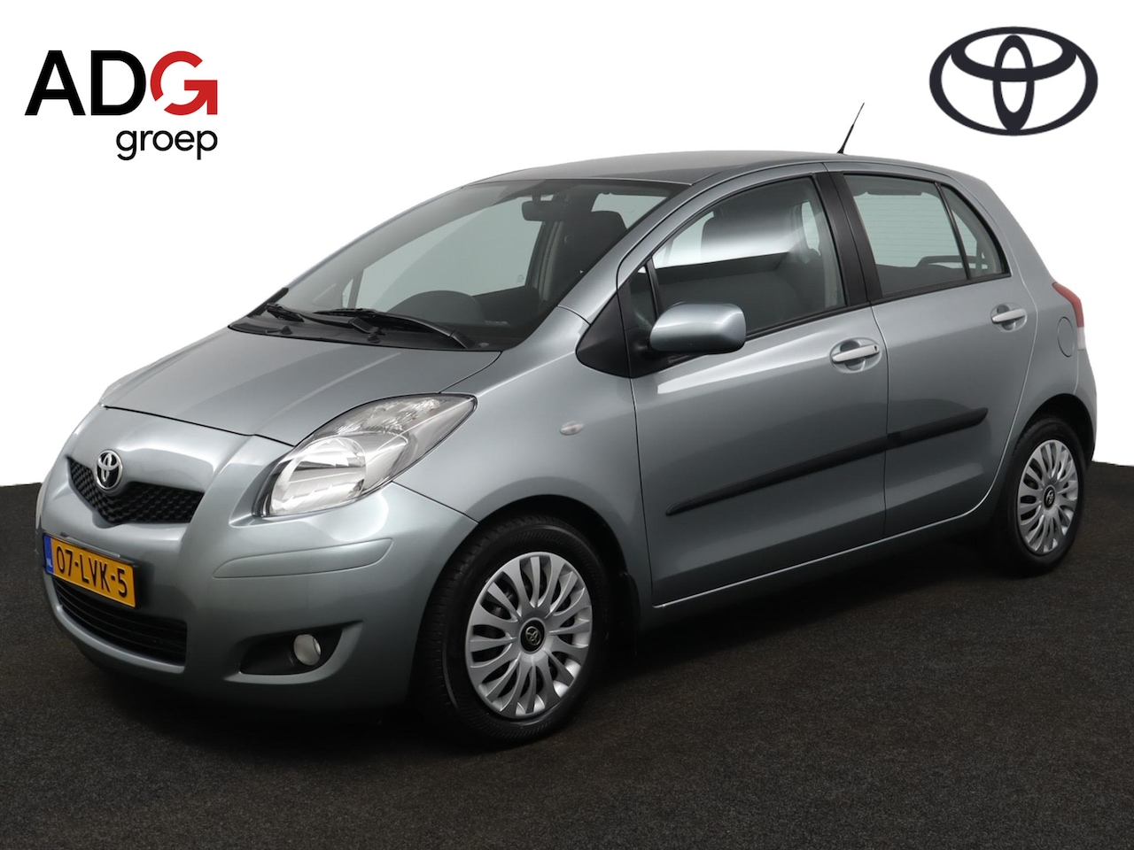 Toyota Yaris - 1.3 VVTi Aspiration | Automaat | Airco | Trekhaak | Radio CD speler | - AutoWereld.nl