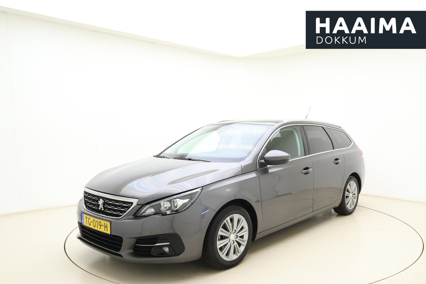 Peugeot 308 SW - 1.2 PureTech Blue Lease Premium Trekhaak | Apple carplay/Android auto | Achteruitrijcamera - AutoWereld.nl