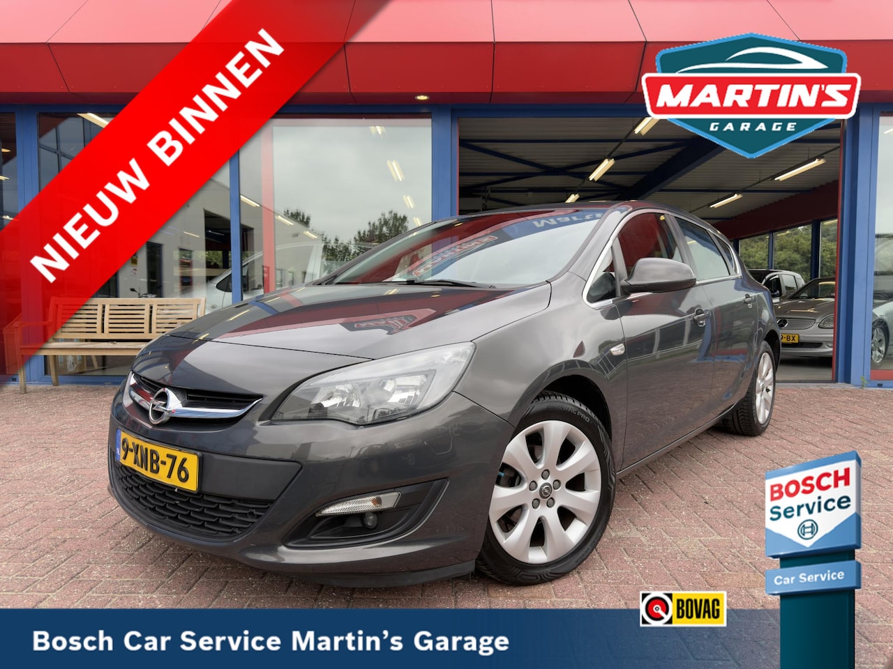 Opel Astra - 1.4 Turbo Blitz Zeer Nette Staat | Navigatie | Climate Control | 5 deurs - AutoWereld.nl