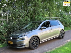 Volkswagen Golf - 1.4 TSI Highline *1e EIG *DigiDash *CARPLAY *CAMERA *VOLL SERVICE