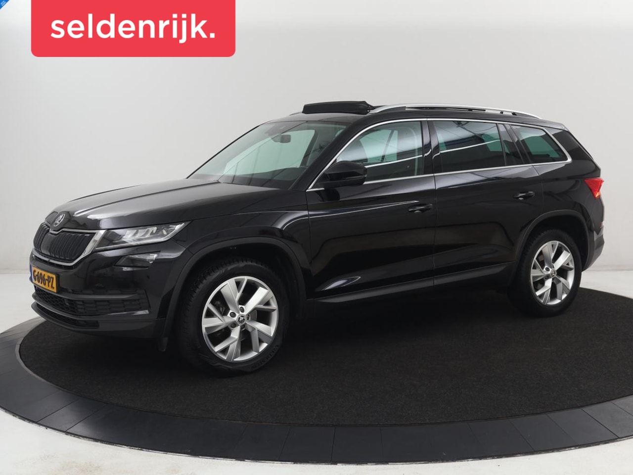 Skoda Kodiaq - 1.5 TSI Limited Business Edition | Panoramadak | Trekhaak | Adaptive cruise control | Carp - AutoWereld.nl