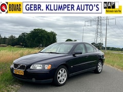Volvo S60 - 2.4 T5 Momentum 260pk, Cruise, Airco/ECC, Xenon, LM Velgen