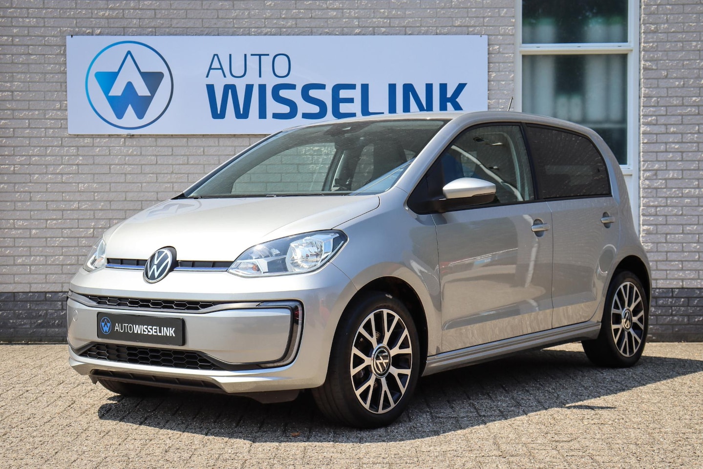 Volkswagen e-Up! - e-up! Style Plus 5drs Pdc/Camera - AutoWereld.nl