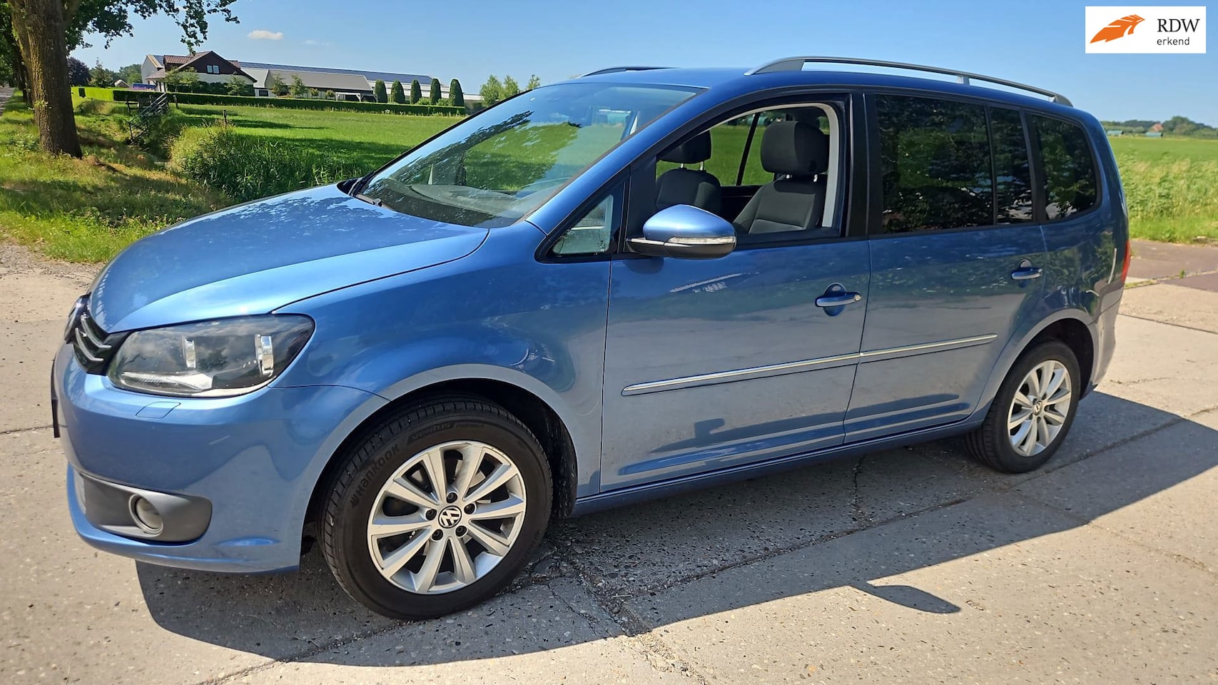 Volkswagen Touran - 1.6 TDI Highline BlueMotion/ automaat/ climatronic/ bj 2012 ( euro 5) - AutoWereld.nl