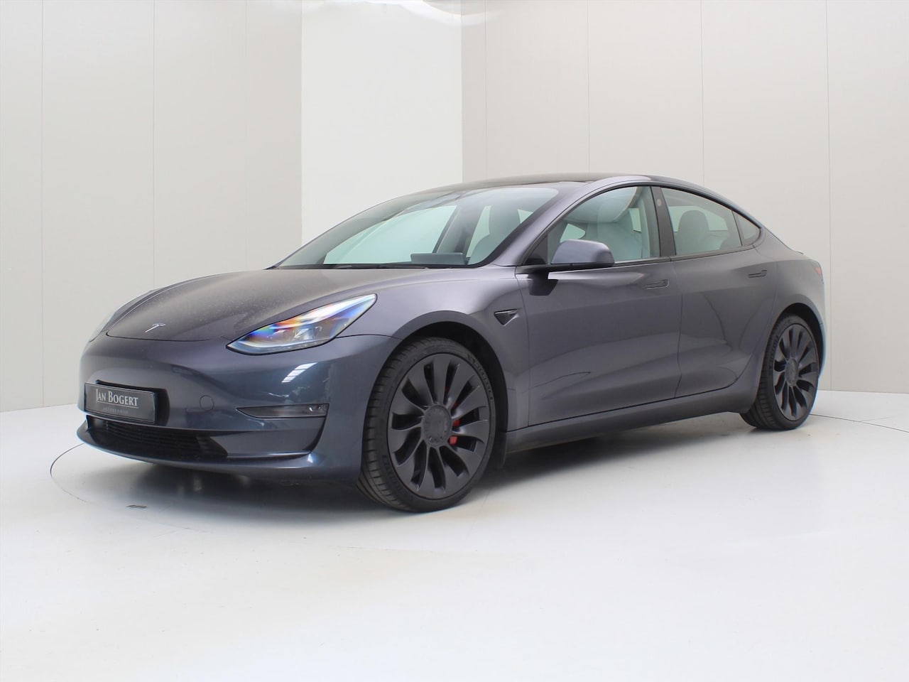 Tesla Model 3 - Performance AWD 486pk 75 kWh 94.4% SoH UPGRADE [ WIT LEDER+WARMTEPOM+AMD RYZEN+AUTOPILOT ] - AutoWereld.nl