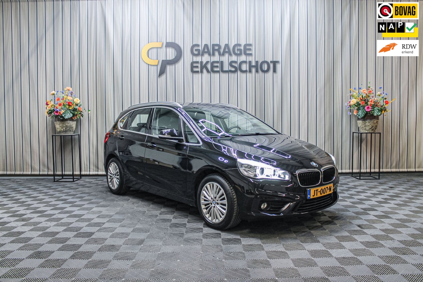 BMW 2-serie Active Tourer - 220i Centennial High Executive|Cruise|Head Up|Stoelverw - AutoWereld.nl