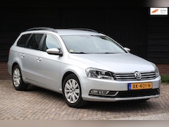 Volkswagen Passat Variant - 2.0 TDI Highline BlueMotion Navigatie/Parkeersensor v, a/Trekhaak
