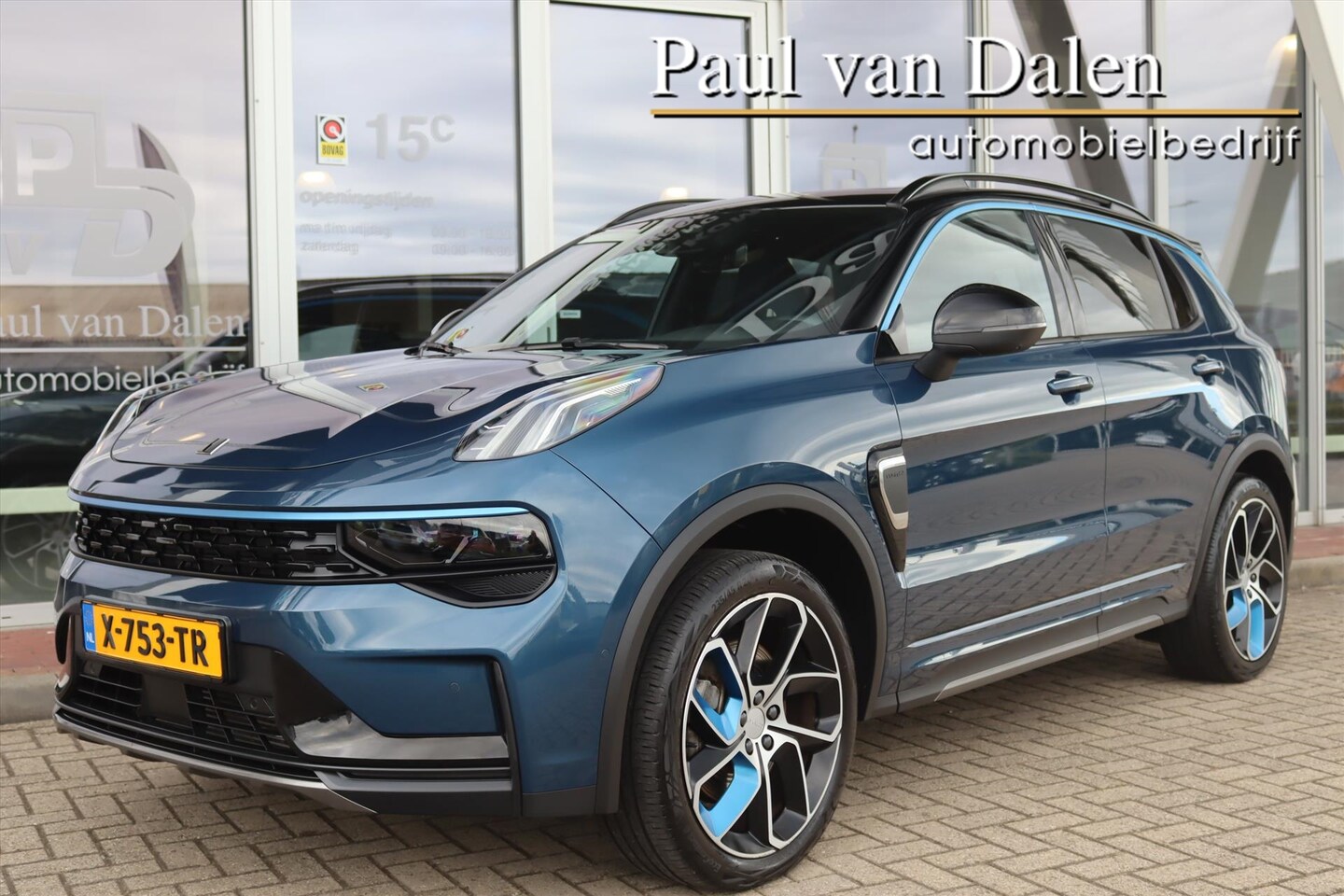Lynk & Co 01 - 1.5 AUTOMAAT Panodak | Afn.Trekh. | NL Auto | Navi | Adapt.Cruise | Memory | 360 Camera | - AutoWereld.nl