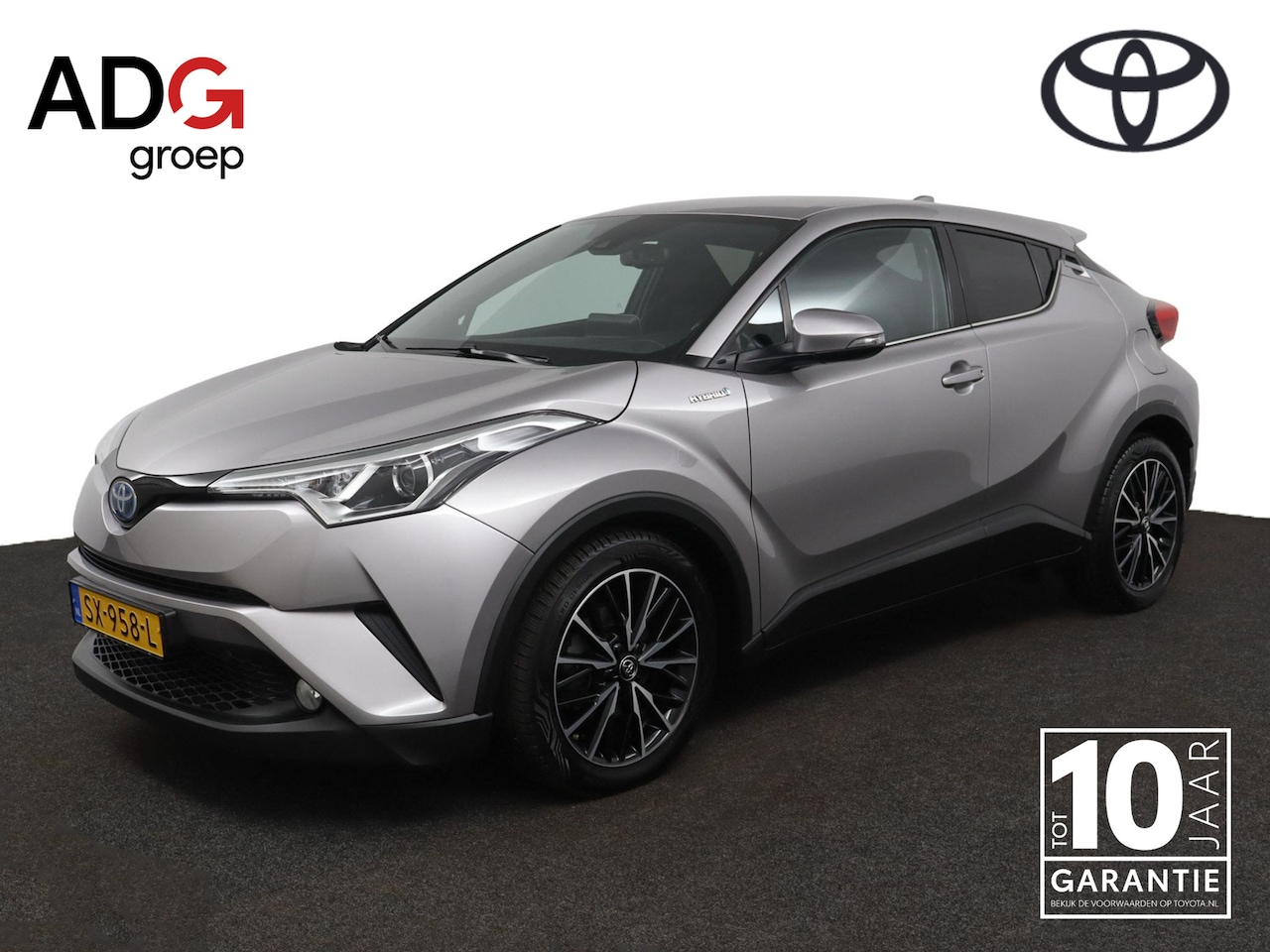 Toyota C-HR - 1.8 Hybrid Dynamic | Adavative Cruise Control | Navigatie | Achteruitrijcamera | Trekhaak - AutoWereld.nl