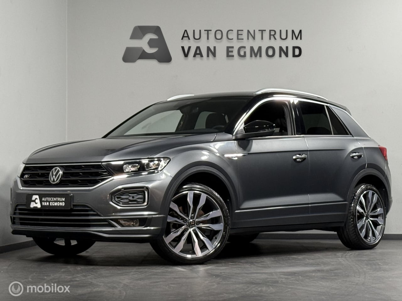Volkswagen T-Roc - 1.5 TSI DSG R-LINE | AD. CRUISE | APPCNNCT - AutoWereld.nl