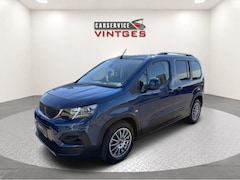 Peugeot Rifter - 1.2 Puretech Allure | Camera | PDC v+a | Apple CarPlay | Afneembare trekhaak | 2x schuifde