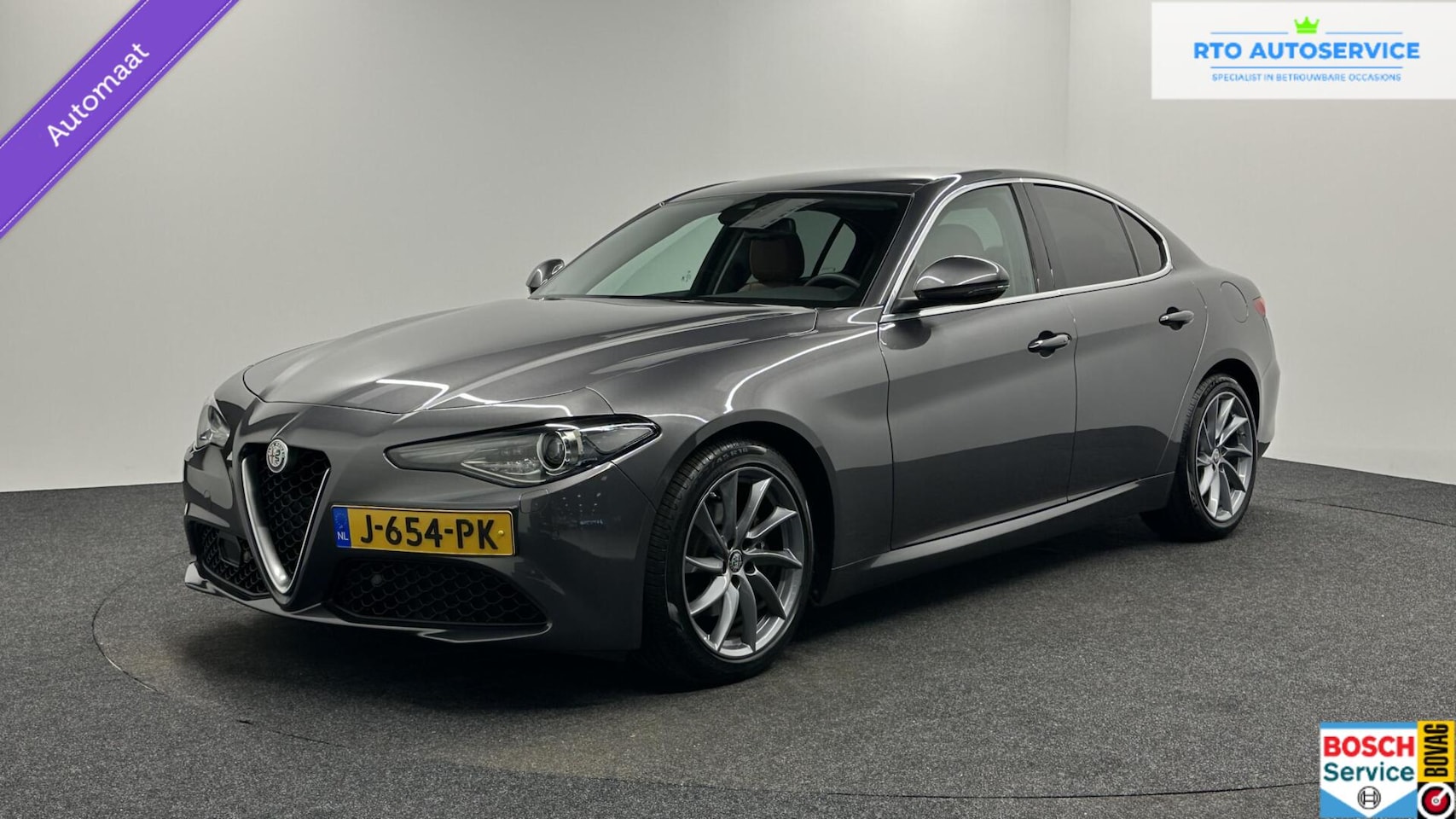 Alfa Romeo Giulia - 2.0T Super LEER NAVI CRUISE CAMERA 77000 KM. - AutoWereld.nl