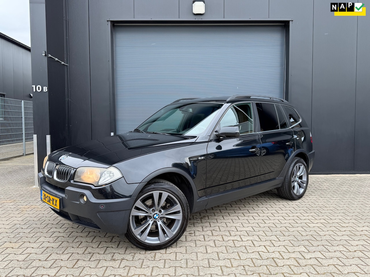 BMW X3 - 2.5i Executive Youngtimer, Carplay, Camera - AutoWereld.nl