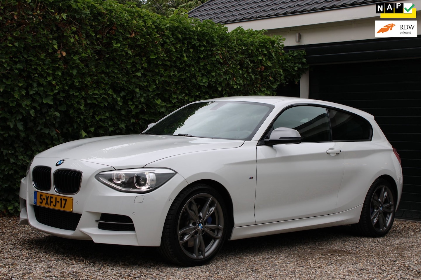 BMW 1-serie - M135i xDrive High Executive M135i xDrive High Executive - AutoWereld.nl
