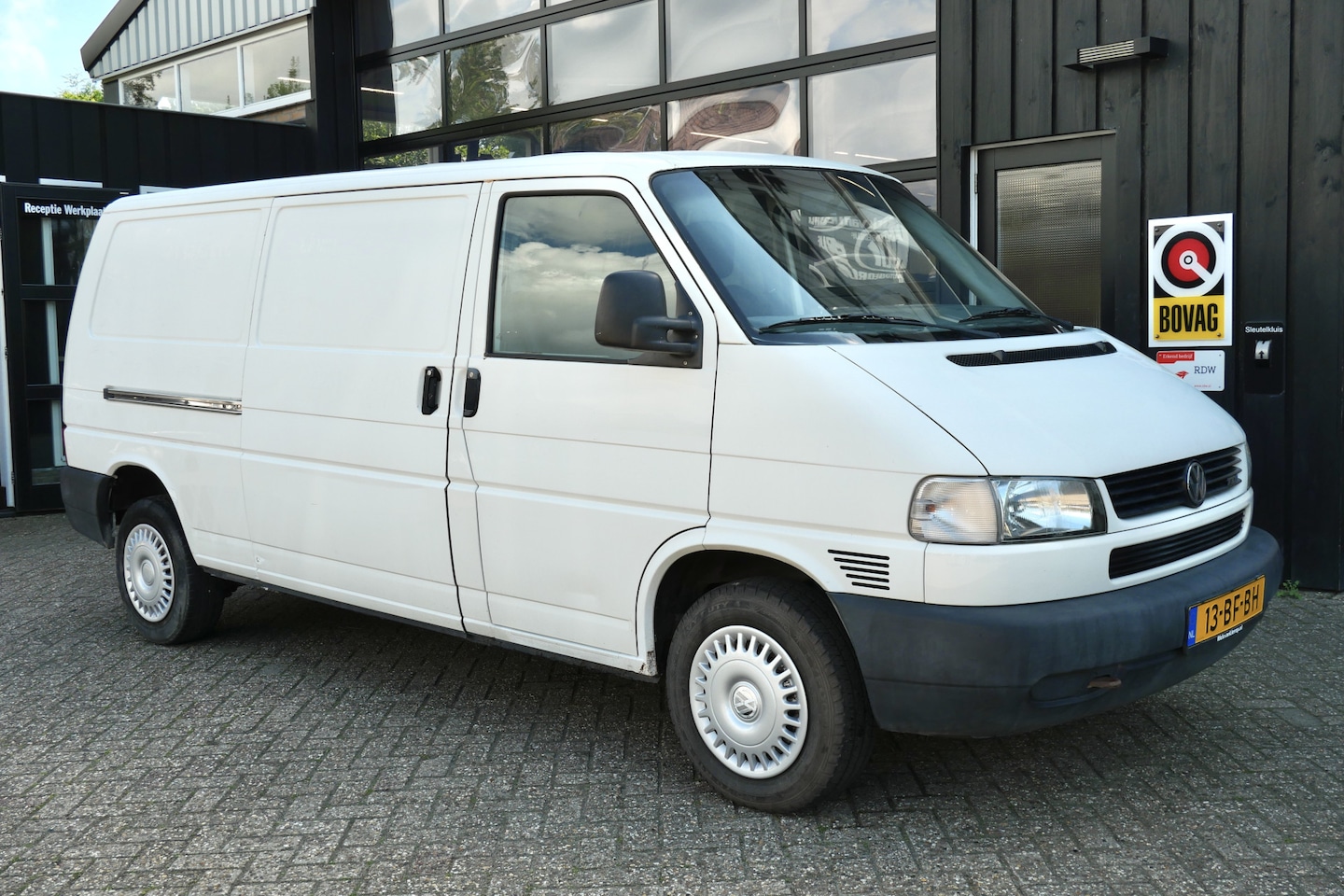 Volkswagen Transporter - 2.5 TDI 332 | NL-Auto | 2e Eigenaar | Goede Staat! | Nieuwe APK - AutoWereld.nl