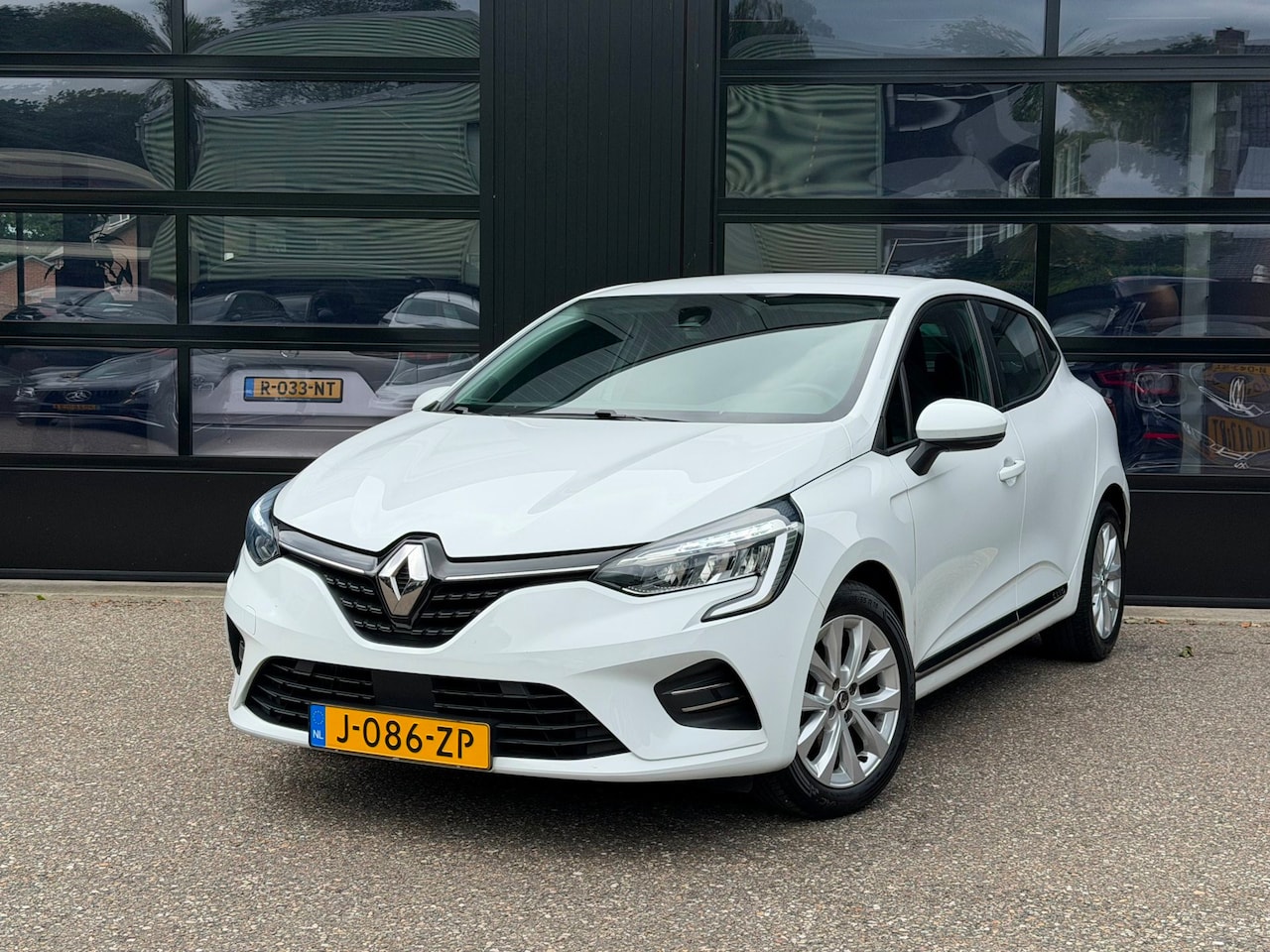 Renault Clio - 1.0 TCe Bi-Fuel Zen LED Airco Cruise NAP - AutoWereld.nl
