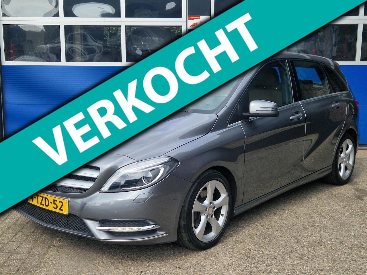 Mercedes-Benz B-klasse - 180 Prestige Comfort / Schuif kanteldak / Leder bekleding / Bluetooth / ECC / Parkeersenso - AutoWereld.nl