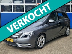 Mercedes-Benz B-klasse - 180 Prestige Comfort / Schuif kanteldak / Leder bekleding / Bluetooth / ECC / Parkeersenso