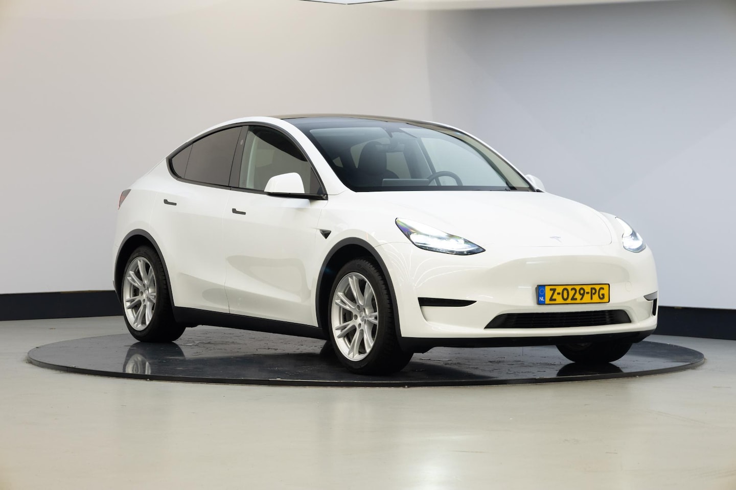 Tesla Model Y - RWD 58 kWh RWD 58 kWh - AutoWereld.nl