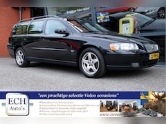 Volvo V70 - 2.4 140 pk Edition II, Trekhaak, Stoelverwarming