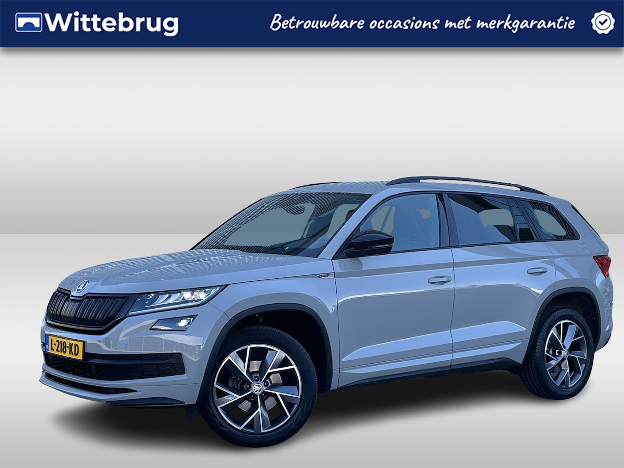 Skoda Kodiaq - 1.5 TSI Sportline Business / Digitaal dashboard / Navigatie / App connect / Camera / Parke - AutoWereld.nl